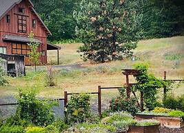 Country Willows Inn and Estate