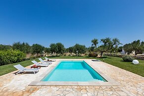 2077 Villa Giordano by Perle di Puglia