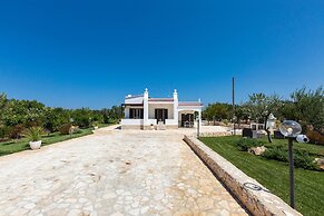 2077 Villa Giordano by Perle di Puglia