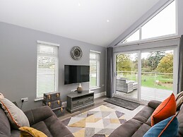 1 Oak Park