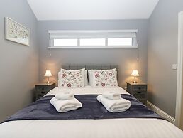1 Oak Park
