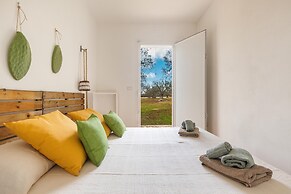 2770 Uliveto Valeria - Trullo Melograno by Perle di Puglia