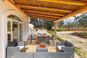 2770 Uliveto Valeria - Trullo Melograno by Perle di Puglia
