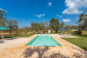 2770 Uliveto Valeria - Trullo Melograno by Perle di Puglia