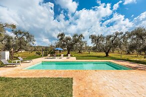 2770 Uliveto Valeria - Trullo Melograno by Perle di Puglia