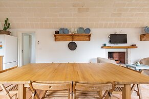 2770 Uliveto Valeria - Trullo Melograno by Perle di Puglia