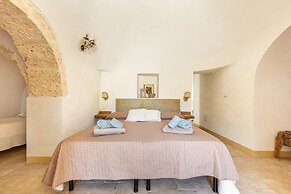 2770 Uliveto Valeria - Trullo Melograno by Perle di Puglia