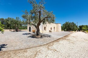 1963 Villa Ajeni by Perle di Puglia