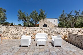 1963 Villa Ajeni by Perle di Puglia