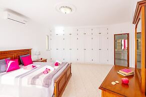 Villa Grace Bay