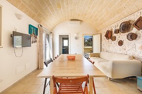 2769 Uliveto Valeria - Trullo Fico by Perle di Puglia