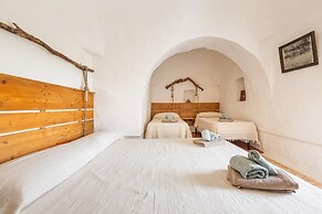 2771 Uliveto Valeria - Trullo Palma by Perle di Puglia