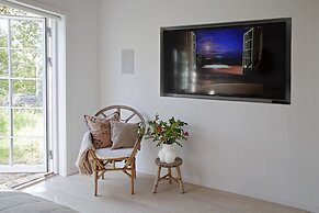 Stunning Ocean View and Private Beach