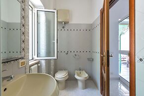 2918 Il Bacio del Sole - Trilocale Matteo by Barbarhouse