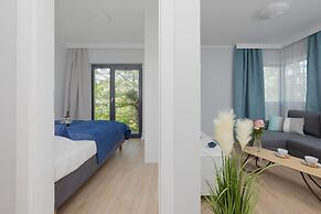 Little Laguna Apartments by Renters