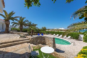 2374 Villa Costa Merlata by Perle di Puglia
