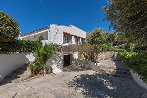 2374 Villa Costa Merlata by Perle di Puglia