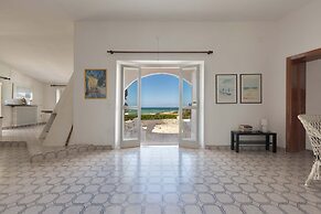2374 Villa Costa Merlata by Perle di Puglia