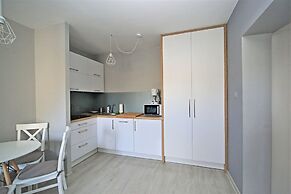 Sara Świętojańska Apartments by Renters