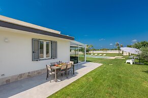 3088 Villa Alceste by Perle di Puglia