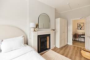 The Fulham Escape - Alluring 5BDR Flat