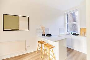 The Fulham Escape - Alluring 5BDR Flat