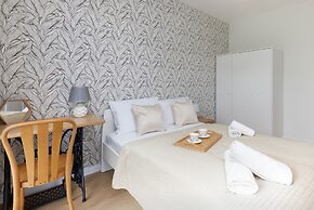 Dziwnów Spadochroniarzy by Renters