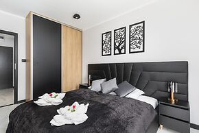 Dziwnów Spadochroniarzy by Renters