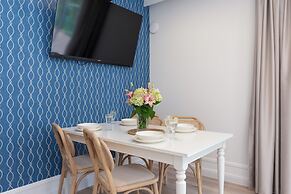 Dziwnów Spadochroniarzy by Renters