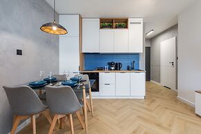 Dziwnów Spadochroniarzy by Renters