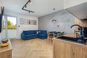 Dziwnów Spadochroniarzy by Renters