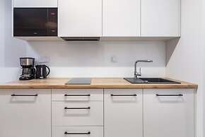 Dziwnów Spadochroniarzy by Renters