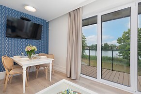 Dziwnów Spadochroniarzy by Renters