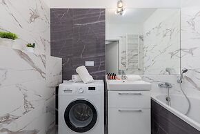 Dziwnów Spadochroniarzy by Renters