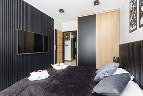 Dziwnów Spadochroniarzy by Renters