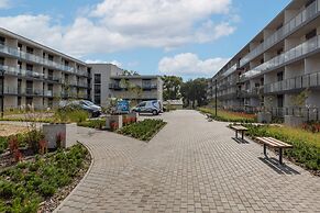 Dziwnów Spadochroniarzy by Renters