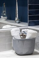 Dziwnów Spadochroniarzy by Renters