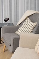 Dziwnów Spadochroniarzy by Renters