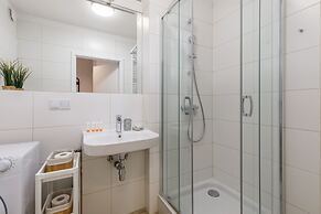 Dziwnów Spadochroniarzy by Renters