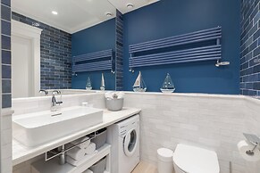 Dziwnów Spadochroniarzy by Renters