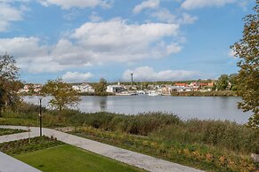 Dziwnów Spadochroniarzy by Renters