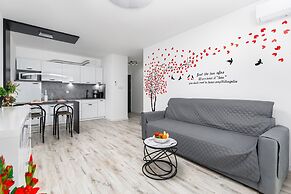 Dziwnów Spadochroniarzy by Renters