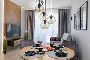 Dziwnów Spadochroniarzy by Renters