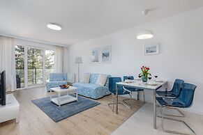 Dziwnów Spadochroniarzy by Renters