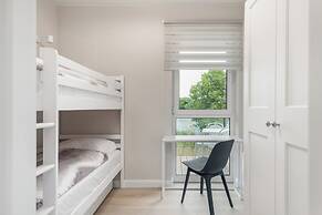 Dziwnów Spadochroniarzy by Renters