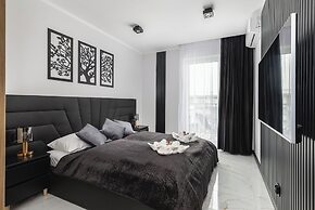 Dziwnów Spadochroniarzy by Renters