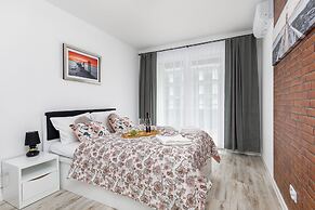 Dziwnów Spadochroniarzy by Renters