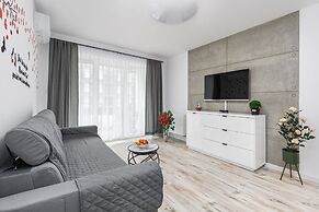 Dziwnów Spadochroniarzy by Renters