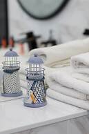 Dziwnów Spadochroniarzy by Renters