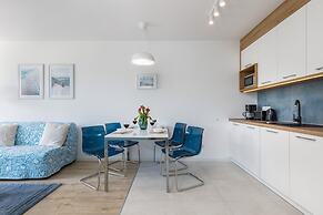 Dziwnów Spadochroniarzy by Renters